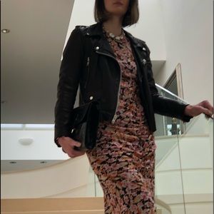 Meet your Posher, Deena